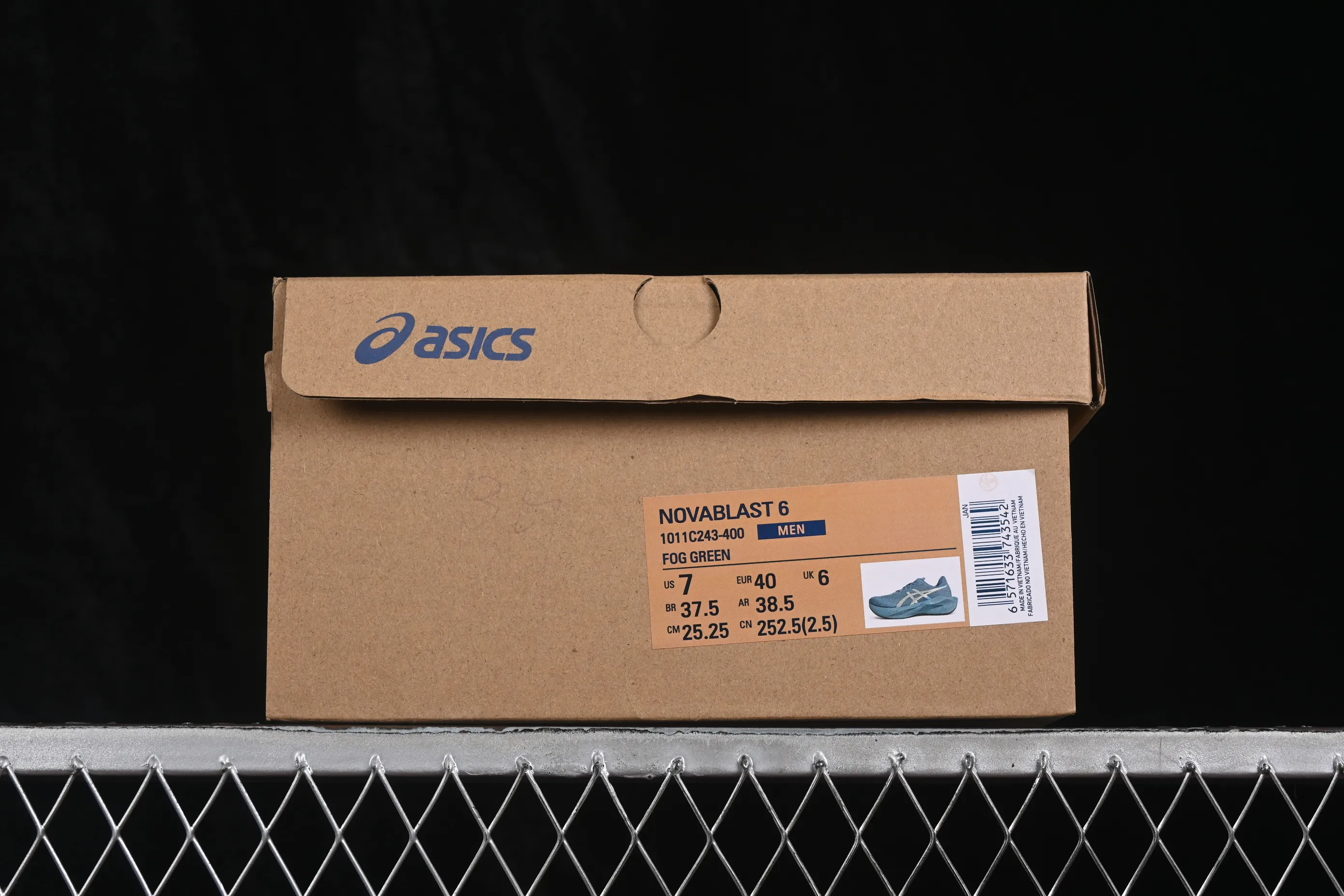 All categories Asics ASICS series Asics Novablast 6 1011C243-400
